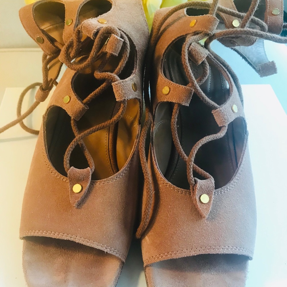 $1295 🌟CHLOE🌟 WEDGE NUDE SUEDE GLADIATOR SANDAL - Picture 6 of 8